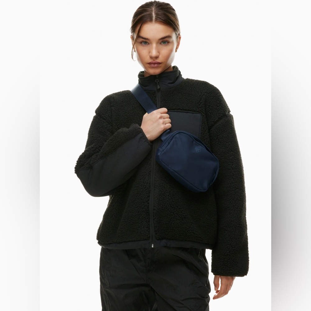 TNAction On-the-way Bag | Aritzia